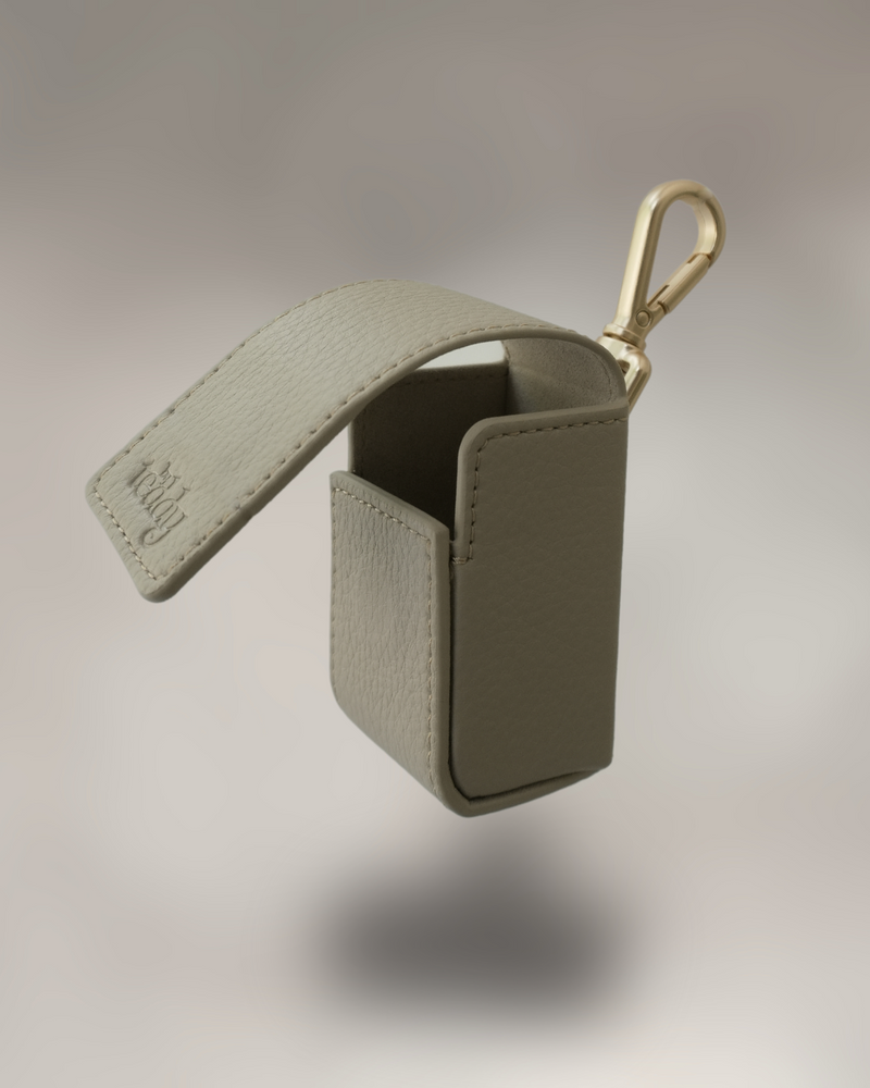 Hazelnut┃Studio Poop Bag Holder