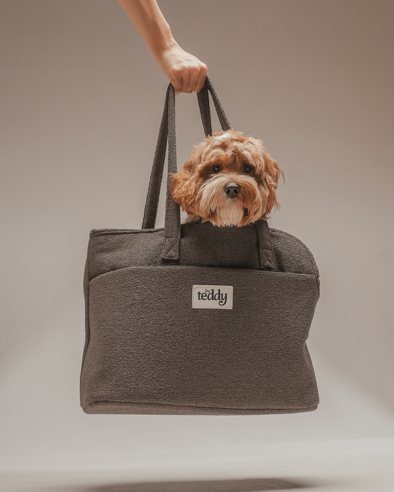 Chocolate┃The Bouclé Carrier
