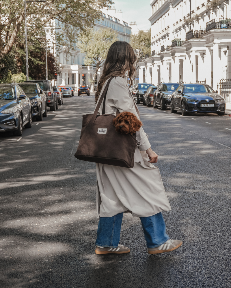 Chocolate┃The Bouclé Carrier