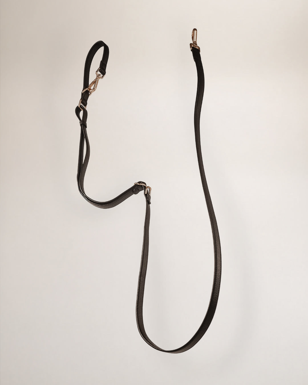 Chocolate┃Studio Hands-Free Loop Lead