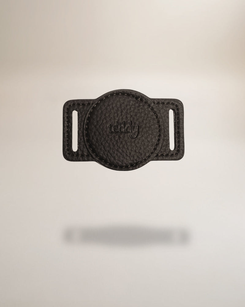 Chocolate┃Studio AirTag Holder