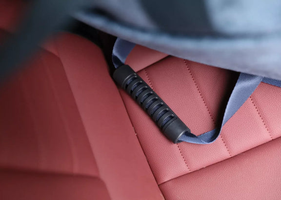 Puff Guard Dog Car Seat 12