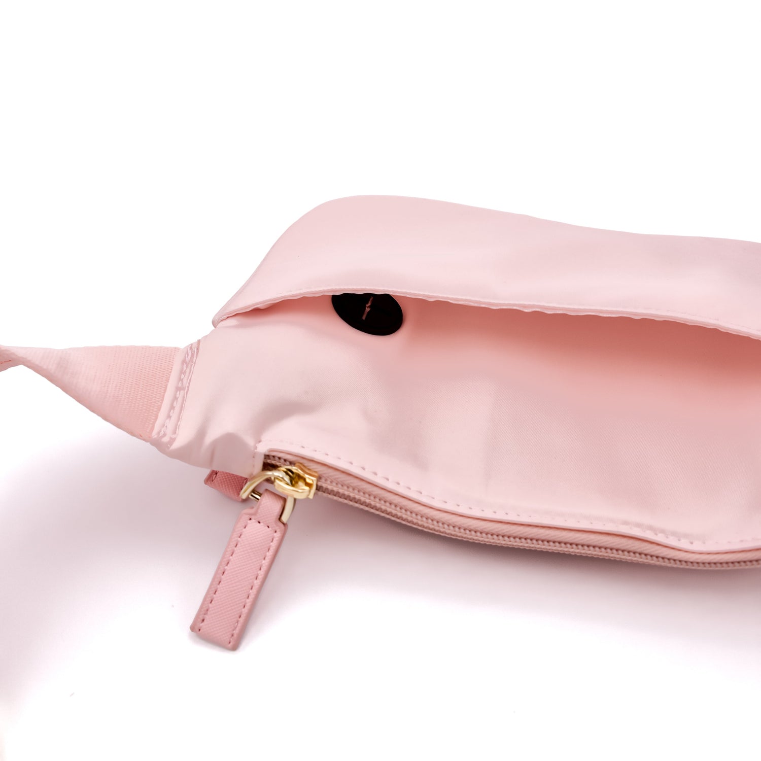 Back view of belt bag