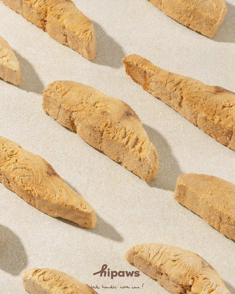 FREEZE-DRIED SALMON FILLETS
