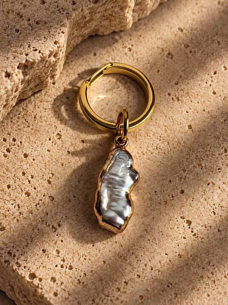 Oyster Pendant