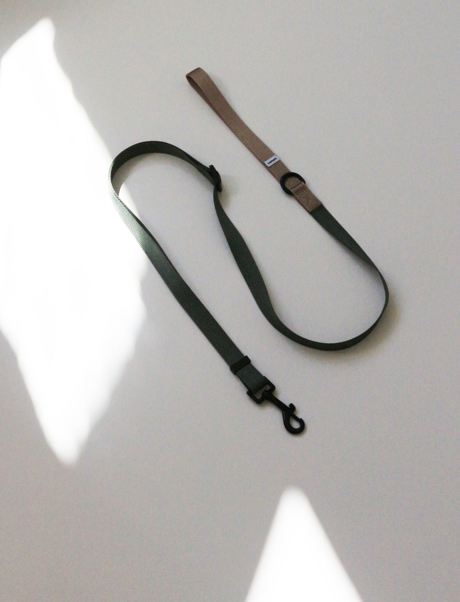 Luna leash Green Sand