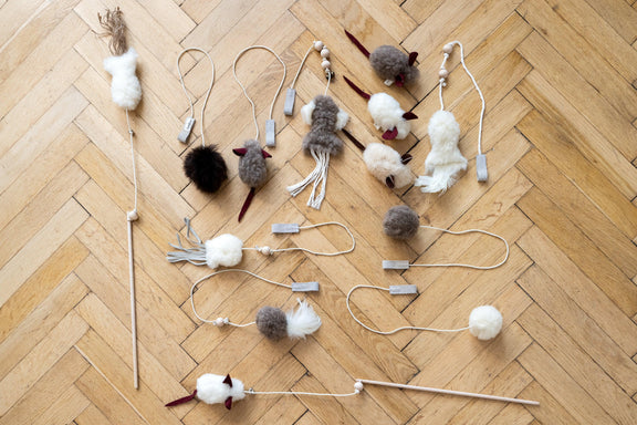 Natural Sheepskin Cat Toy: Ball - MellowConceptStore