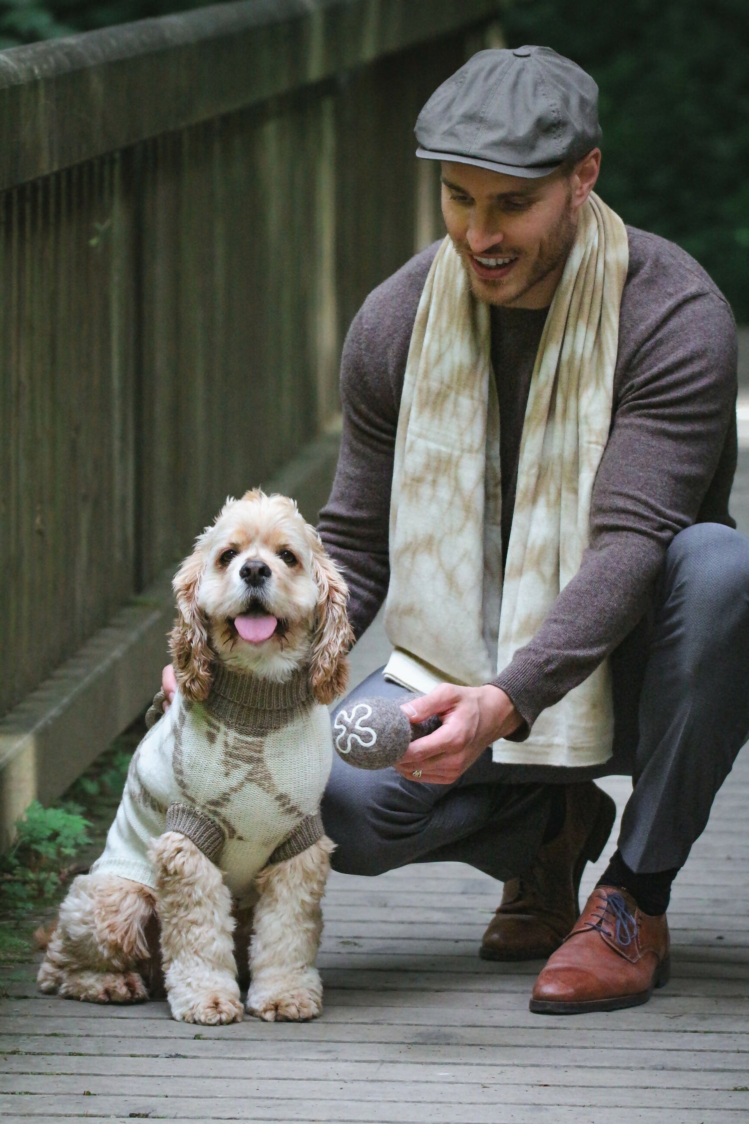 Wooliie_PetClothing_Sweater_ SandRiftCableKnitPlant-DyedMerinoWoolDogSweater3
