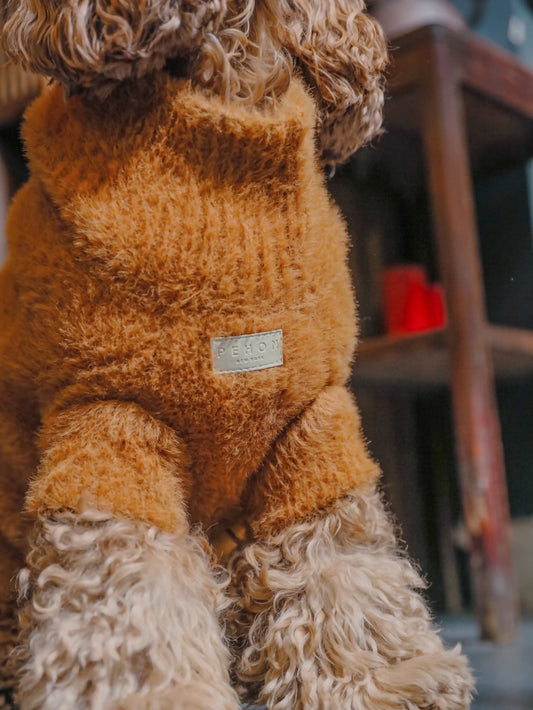 Eskimo Fuzzy Sweater Orange Logo Close